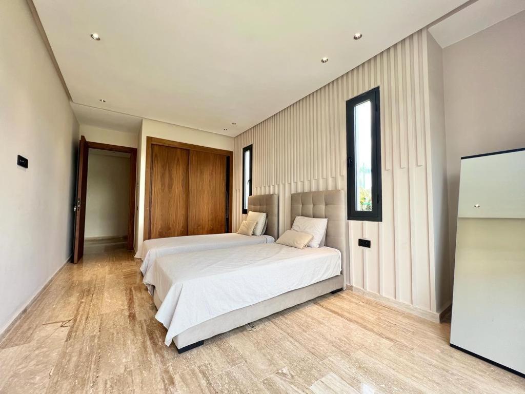 Rez De Jardin Avec Piscine Privee Casa Blanca